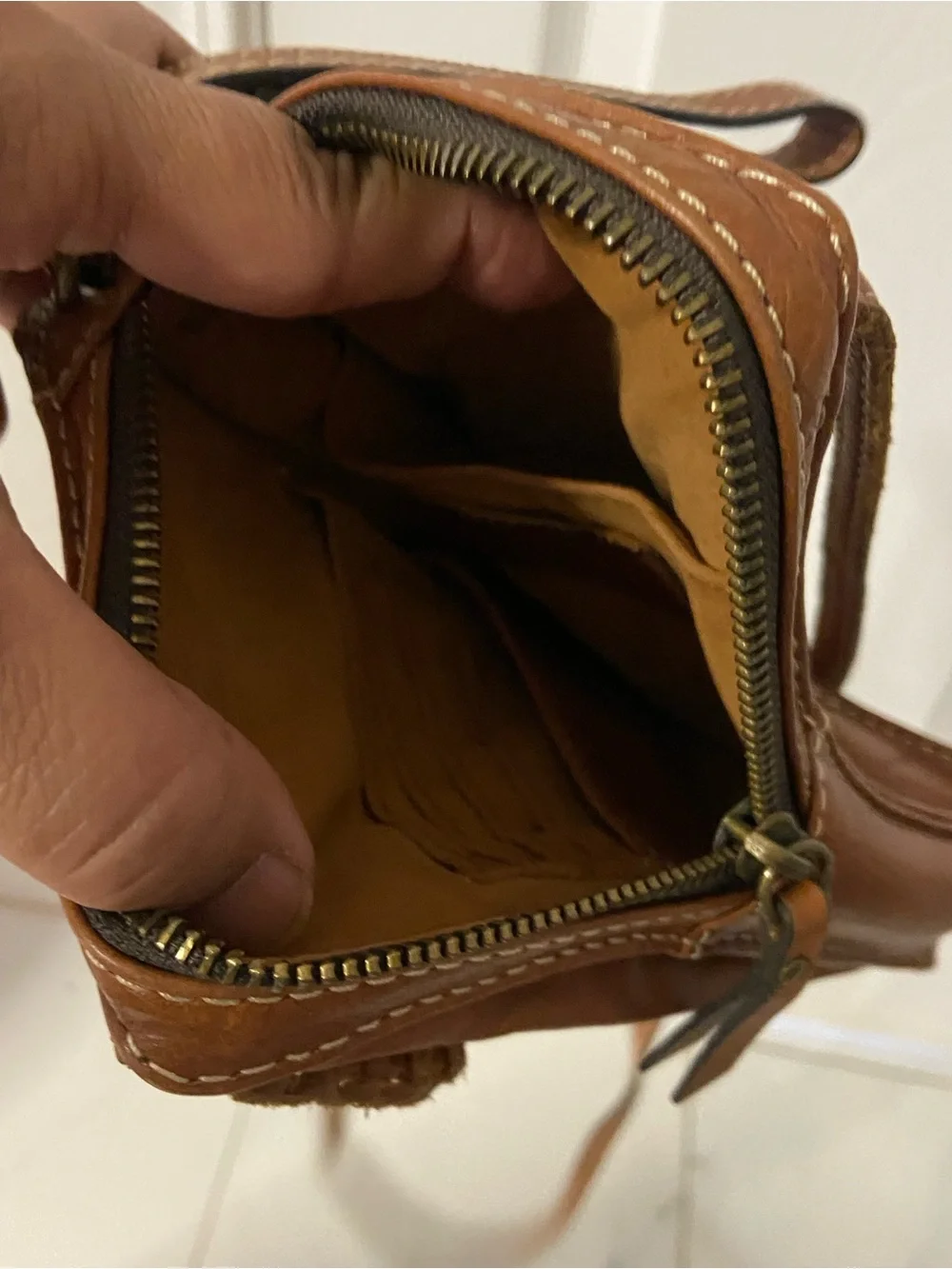 PATRICIA NASH Cognac Brown Soft Leather CONVERTIBLE Crossbody/Wrist Bag